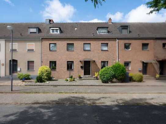 Familienfreundliches Reihenmittelhaus mit idyllischem Garten in Fischeln