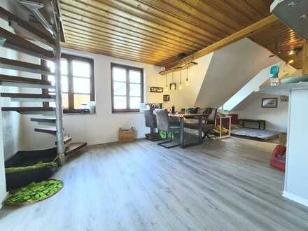 +++ Charmante, helle Dachgeschosswohnung +++