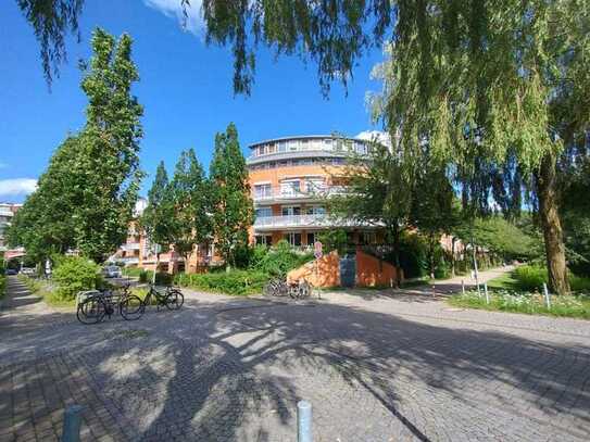 Direkt am Bürgerpark - 3-Zimmer Wohnung mit Stellplatz im Weidedamm