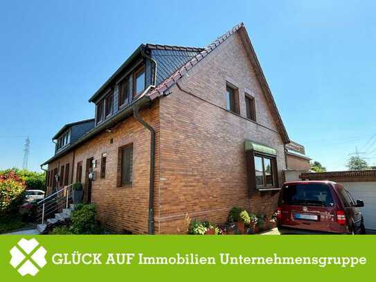 Doppelhaushälfte in einem top gepflegten Zustand in grüner Lage von Essen-Bochold!