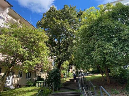 Kernsanierte, vollmöblierte Wohnung in Stuttgart Mitte - Top-Lage