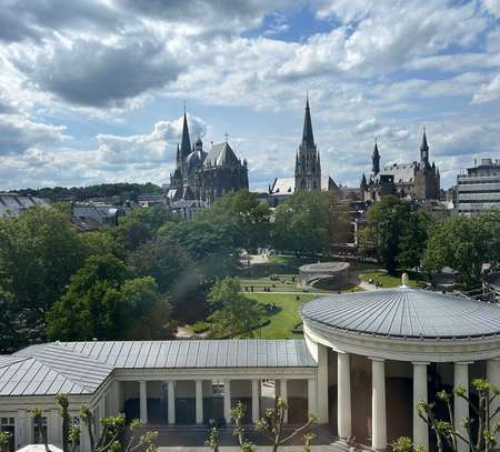 Gemütliche Dachgeschoss-Wohnung am Elisenbrunnen mit Blick auf den Aachener Dom