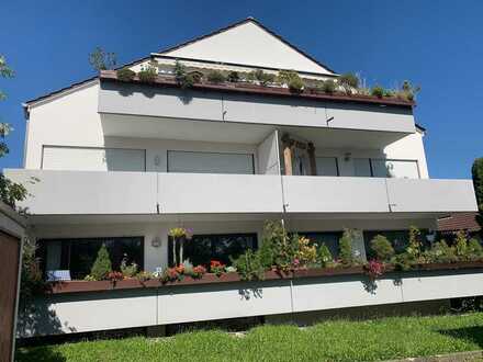 Charmante 3-Zimmer-Wohnung mit hellem Wohnbereich, Balkon, Garage in Faurndau-Haier!