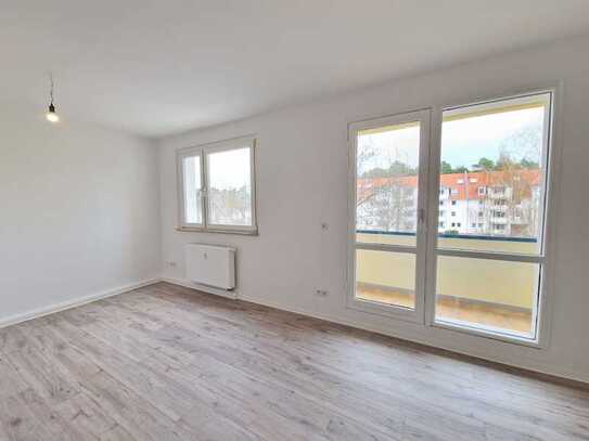 2-Zimmer-Wohnung mit Balkon in Dessau-Roßlau – Ruhig wohnen & 300 EUR Einzugsgutschein* sichern!