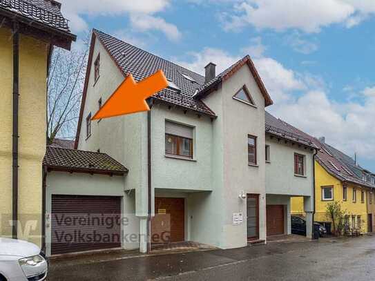 Charmante 2-Zimmer-Maisonette-Wohnung mit Balkon, EBK und Garage in Eningen unter Achalm