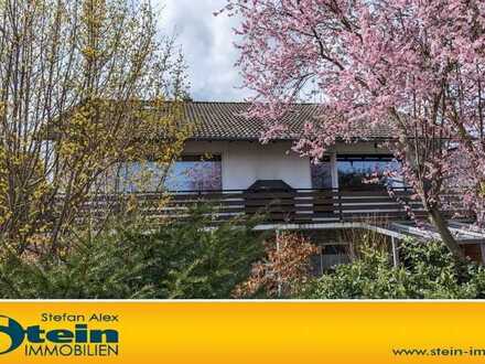 2018 modernisiert: Ruhig gelegenes EFH mit ELW, Fernsicht und Garten am Rande von Langenlonsheim!