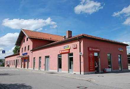 großflächige Büros im Bahnhofsgebäude Holzkirchen