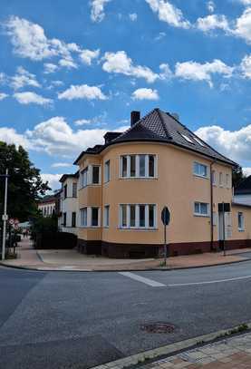Schöne Büroetage in einer ehemaligen Artzvilla mitten in Bornheim an der Königstraße