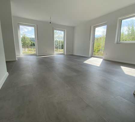 Exklusive 2-Raum-Erdgeschosswohnung mit geh. Innenausstattung mit Balkon in Bad Neuenahr-Heppingen