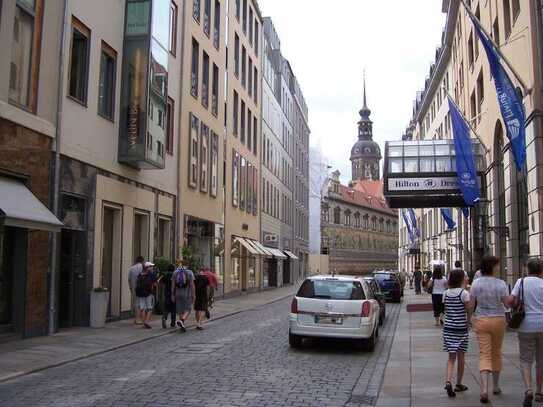 An der Frauenkirche! BEATE PROTZE IMMOBILIEN