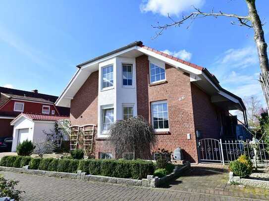 Souterrain Wohnung mit Kaminofen, großen Wintergarten und direkten Gartenzugang