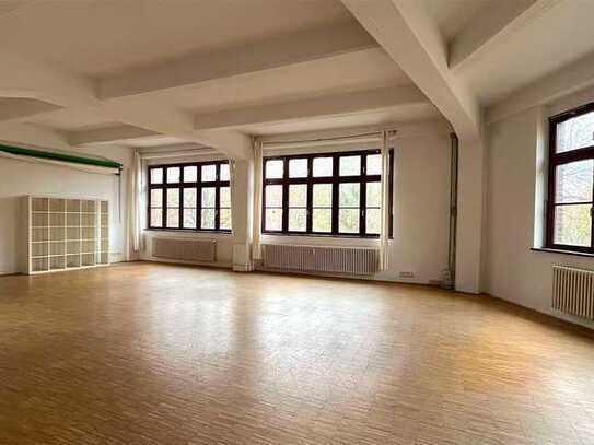 Wunderschönes Büro-Loft in Kreuzberg/Treptow