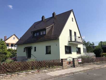 Wunderschönes Einfamilienhaus mit Garten und idealer Anbindung nach Erlangen