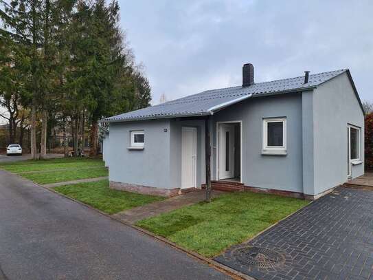 Attraktives 1-Zimmer-Bungalow in Rellingen | inkl. EBK & Garten