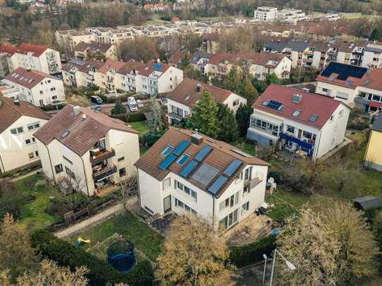 Traumhaftes Anwesen! Mehrgenerationshaus in begehrter Lage!