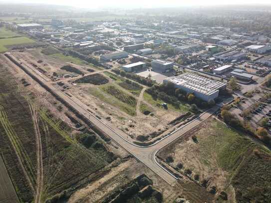 Attraktive neue Gewerbe- und Industrie flächen in Neustadt "Die langen Äcker"