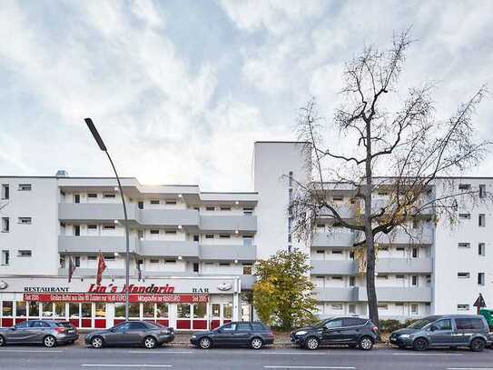 Sanierte Wohnung im Westend mit Einbauküche!