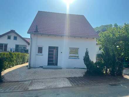 Modernes Einfamilienhaus im Herzen von Lonsee/ Urspring