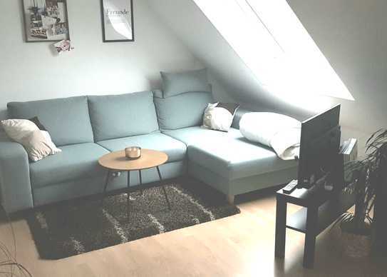 2 Zimmer DG Maisonette Wohnung mit Einbauküche, Balkon, Tiefgarage, Tageslichtbad