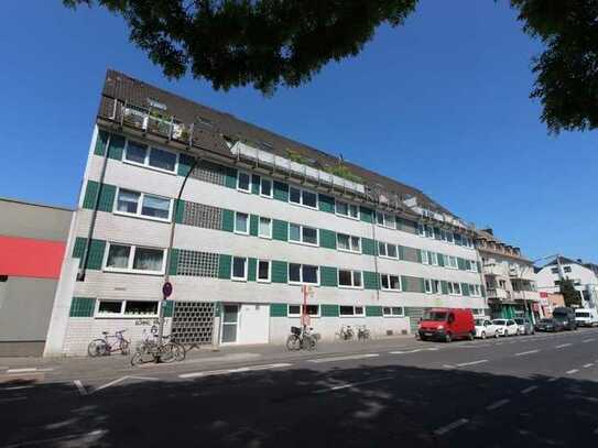 2 Raum Wohnung mit Balkon in Ehrenfeld