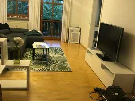 Schöne und gepflegte 3-Raum-Wohnung mit EBK in Deggendorf
