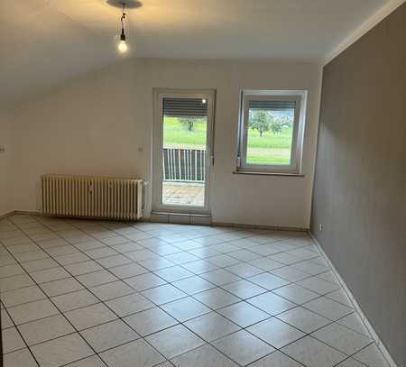 Attraktive 3-Zimmer-DG-Wohnung mit Balkon in Lahr/Reichenbach