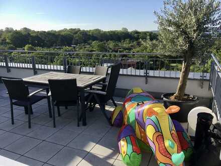 Penthouse Innenstadt-Ost einzigartiger Blick ins Grüne/ möbliert / 1Jahr befristet/ warm
