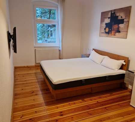 Zentrales Wg-Zimmer in Neukölln für 875€.