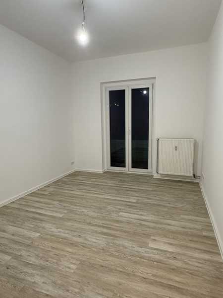 Balkonwohnung - Erstbezug nach Sanierung