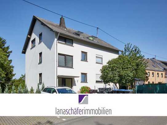 Monzelfeld: 4-Zi.-Wohnung mit Balkon zum Erstbezug