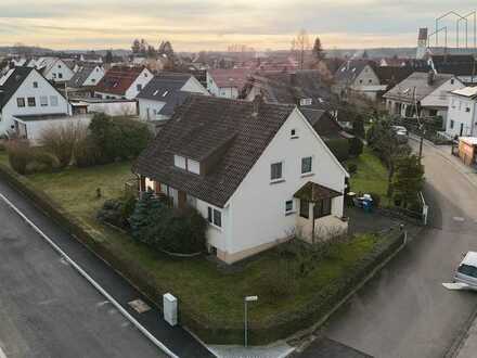 Freistehendes Einfamilienhaus mit sonnigem Garten in ruhiger Lage!