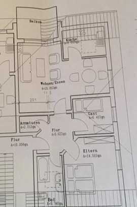 Attraktive und gepflegte 3-Zimmer-Wohnung mit Balkon in Hirten