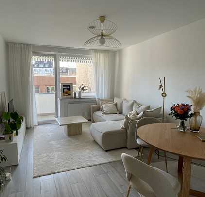 Exklusive 2-Raum-Wohnung mit Balkon und Einbauküche in Düsseldorf