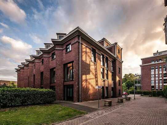 Büro / Praxis / Gewerbe in historischer Fabrik