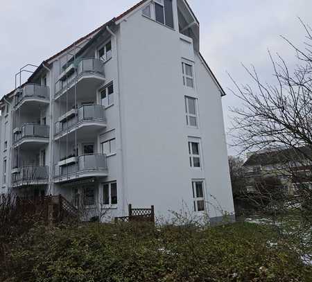 Möblierte Wohnung modern, jung, 3 Zi., offene Küche, Diele, Bad. In Zentraler Lage. zu vermieten