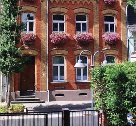 Repräsentative denkmalgeschützte Stadtvilla im Stadtzentrum von Bedburg