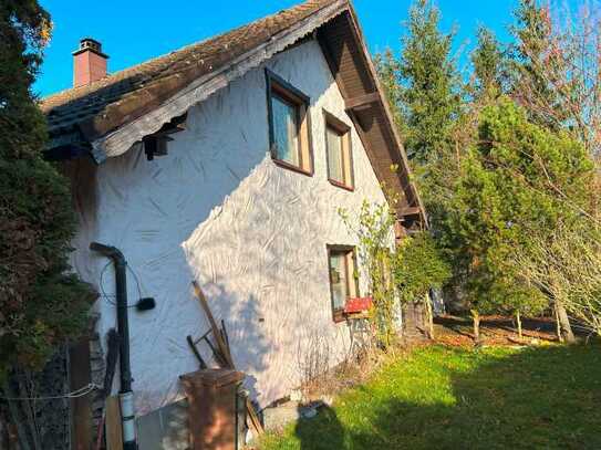 Wohnhaus mit Garten und Garage Nähe Naila