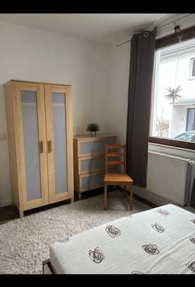 2-Zimmer-EG-Wohnung mit EBK in Viernheim 
AUSSCHLIESSLICH FÜR WOCHENENDHEIMFAHRER!!!!!!!