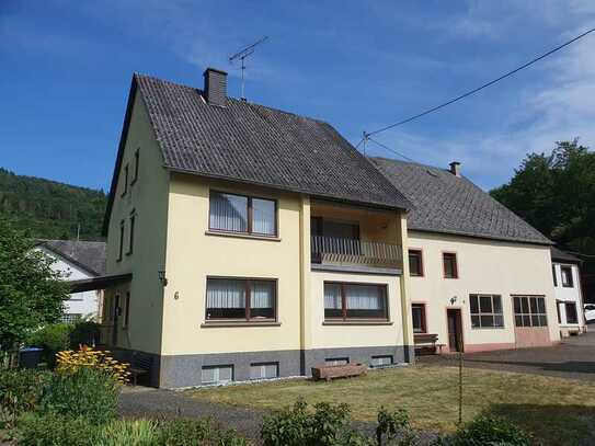 Idyllisches Wohnhaus in zentraler Lage in Gräfendhron zum Verkauf