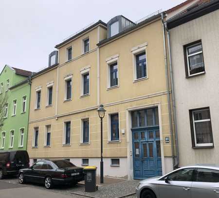 Wunderschöne 2-Raum-Maisonette-Wohnung mit Balkon wieder zu vermieten!