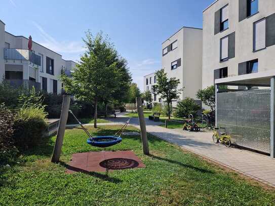 Moderne 4-Zimmer-Wohnung mit Balkon in Nürnberg-Thon