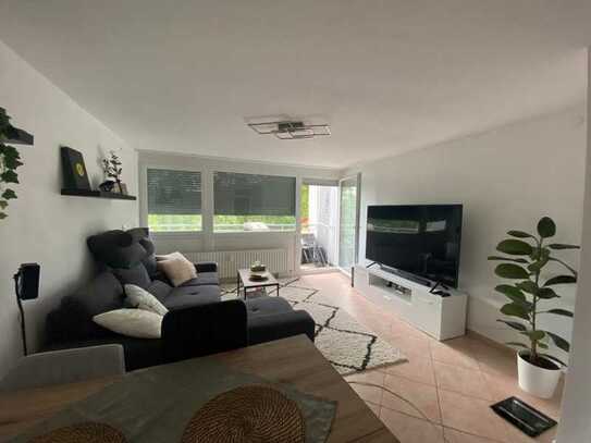 Modernisierte 3-Zimmer-Maisonette-Wohnung mit Balkon und Einbauküche in Esslingen am Neckar