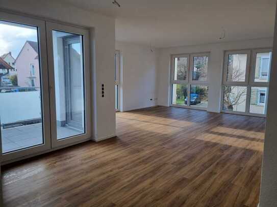 Moderne Maisonette-Wohnung mit gehobener Ausstattung mit Balkon und Dachterasse in Oppenheim