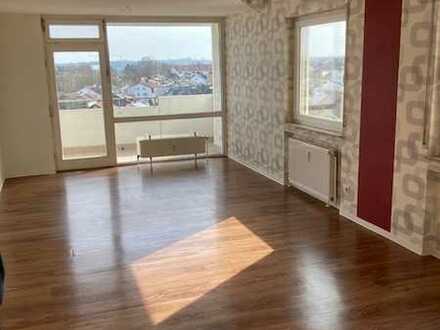 2-Zimmer-Wohnung mit Weitblick, Balkon und Einbauküche in Markgröningen