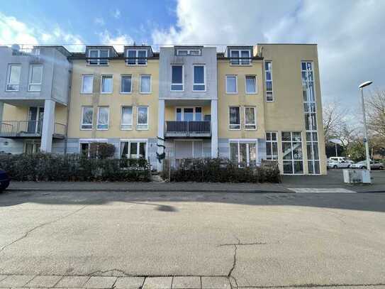 Vermietetes Erdgeschoss-Apartment mit Terrasse und Tiefgaragenstellplatz in verkehrsberuhigter Lage