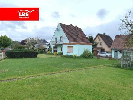 Sanierungsbedürftiges Einfamilienhaus mit Nebengebäude in 27243 Harpstedt
