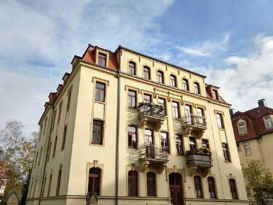 Klingestraße: kompakte 1,5-Zimmer-Wohnung mit EBK