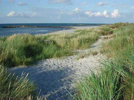 Im Bademantel zum Ostseestrand Heidkate