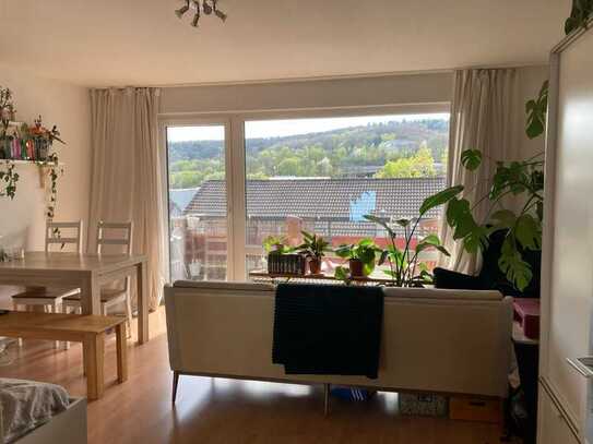 Schöne 1-Zimmer-Wohnung mit Balkon und EBK in Siegen