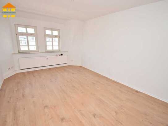 *Dachgeschosstraum mit Weitblick & opt. Gartenabteil*